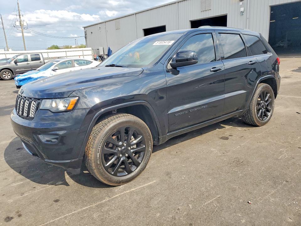 2020 JEEP GRAND CHEROKEE LAREDO - 1