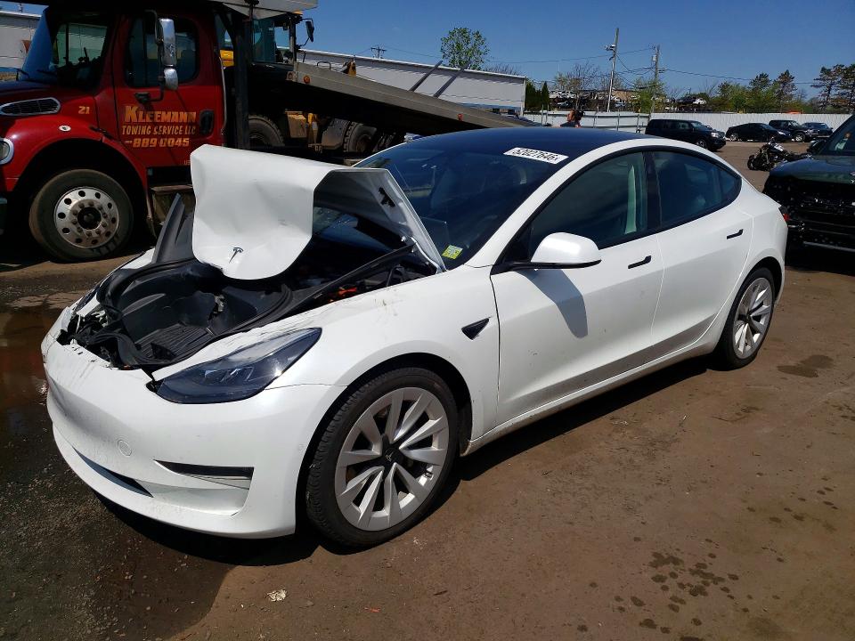 2022 TESLA MODEL 3 - 1