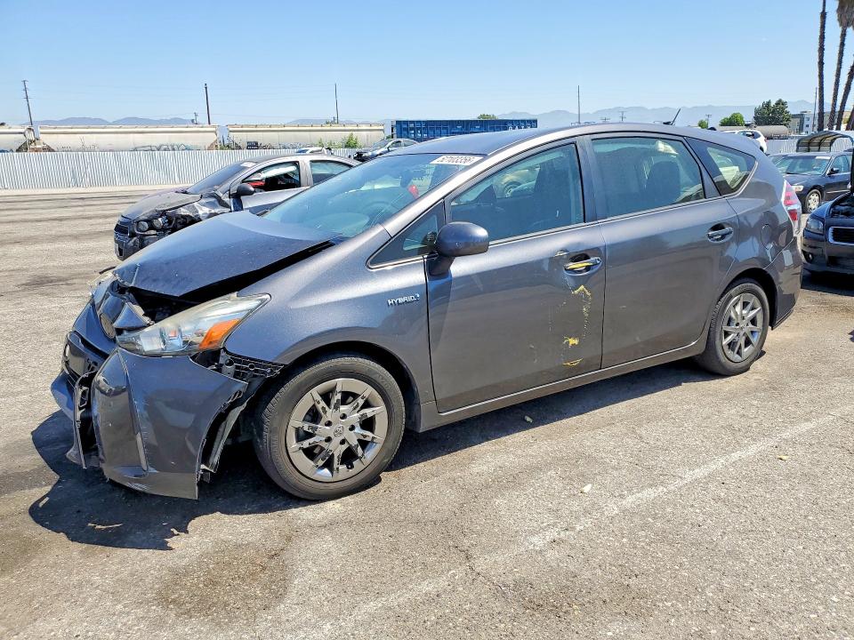 2016 TOYOTA PRIUS V FOUR - 1