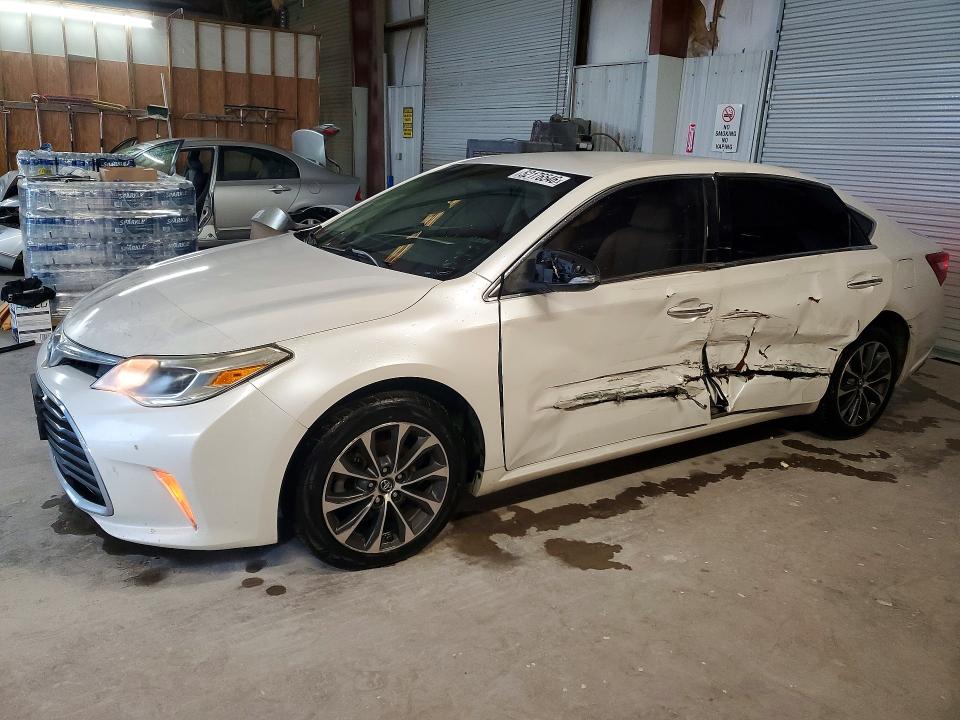 2016 TOYOTA AVALON XLE - 1