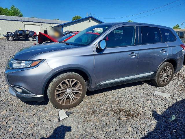 2017 MITSUBISHI OUTLANDER SE - 1