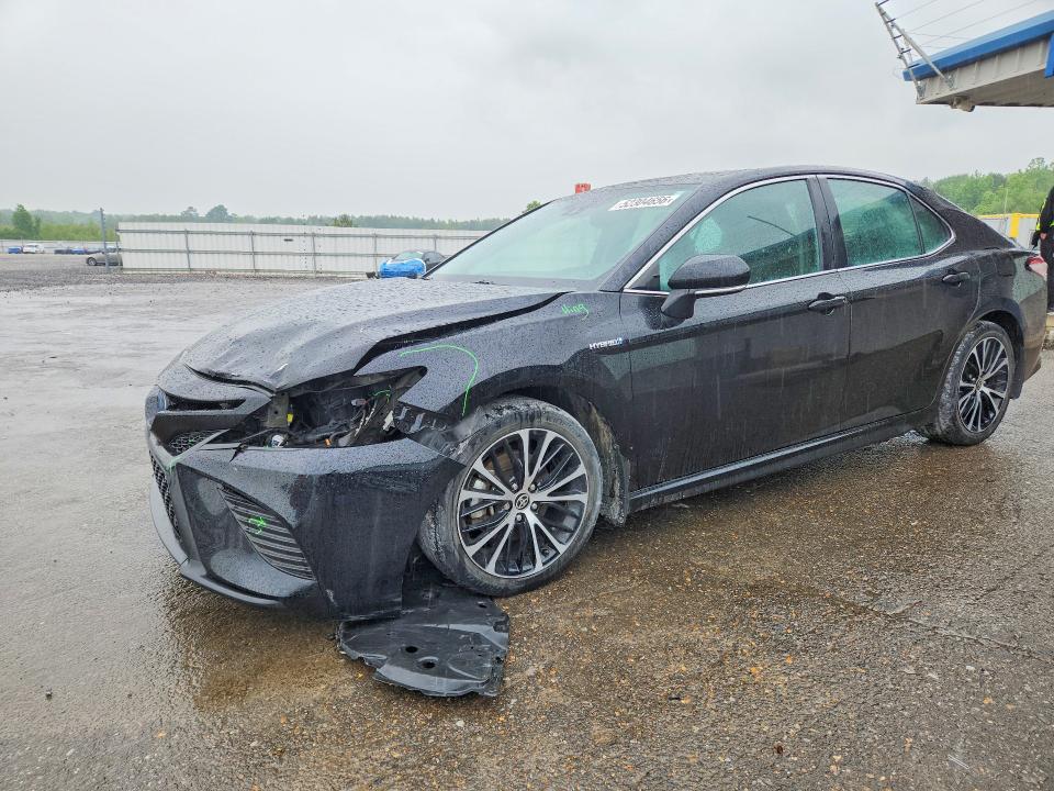 2020 TOYOTA CAMRY SE - 1