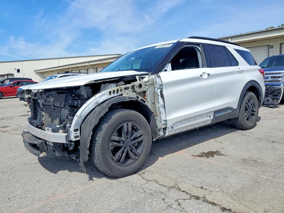 2022 FORD EXPLORER XLT - 1