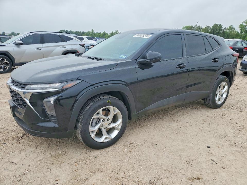 2025 CHEVROLET TRAX LS - 1