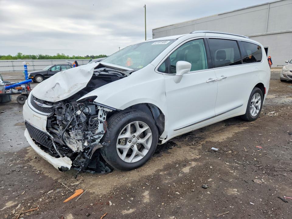 2017 CHRYSLER PACIFICA HYBRID TOURING L PLUS - 1