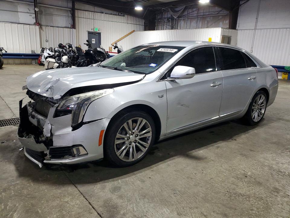 2018 CADILLAC XTS LUXURY - 1