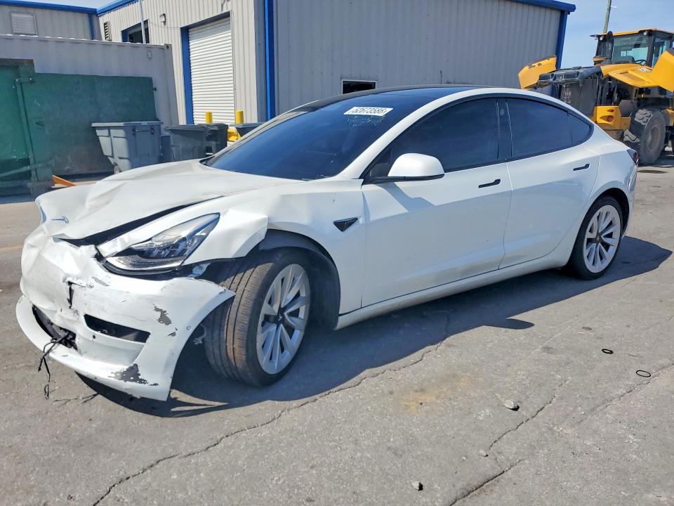 2021 TESLA MODEL 3 - 1
