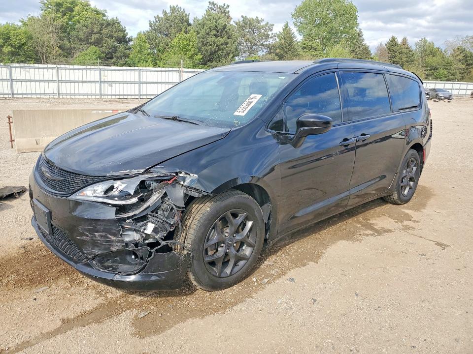 2018 CHRYSLER PACIFICA TOURING L PLUS - 1