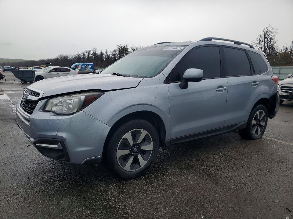 2017 SUBARU FORESTER - 1