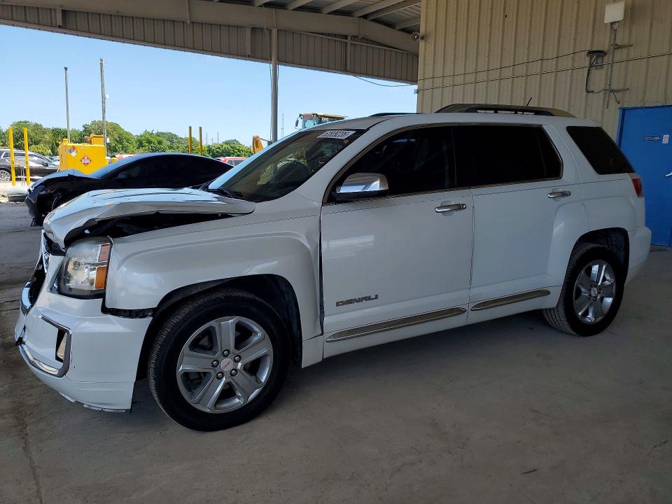 2017 GMC TERRAIN DENALI - 1