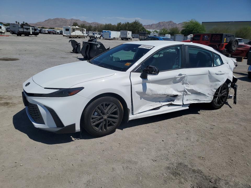2026 TOYOTA CAMRY SE - 1