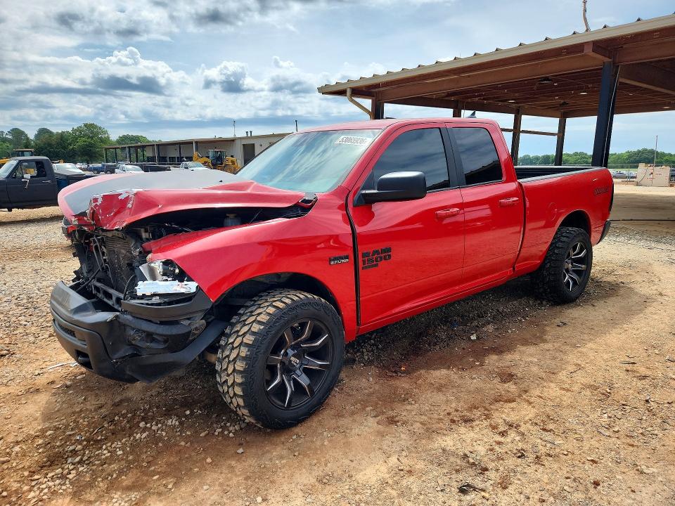 2019 RAM 1500 CLASSIC SLT - 1