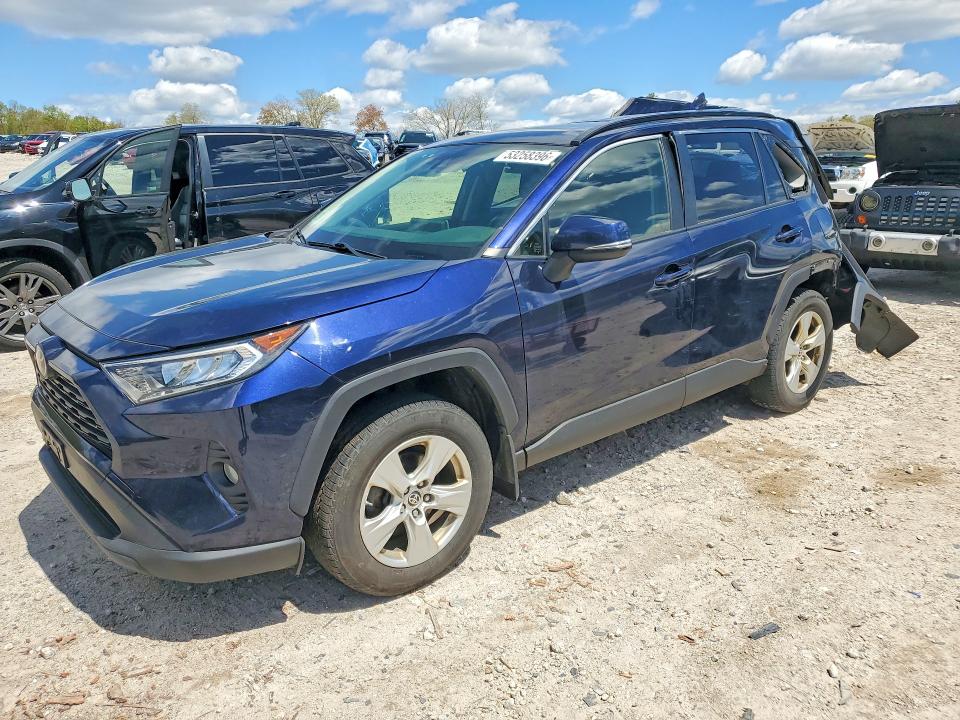 2019 TOYOTA RAV4 XLE - 1