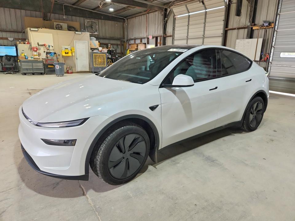 2026 TESLA MODEL Y - 1