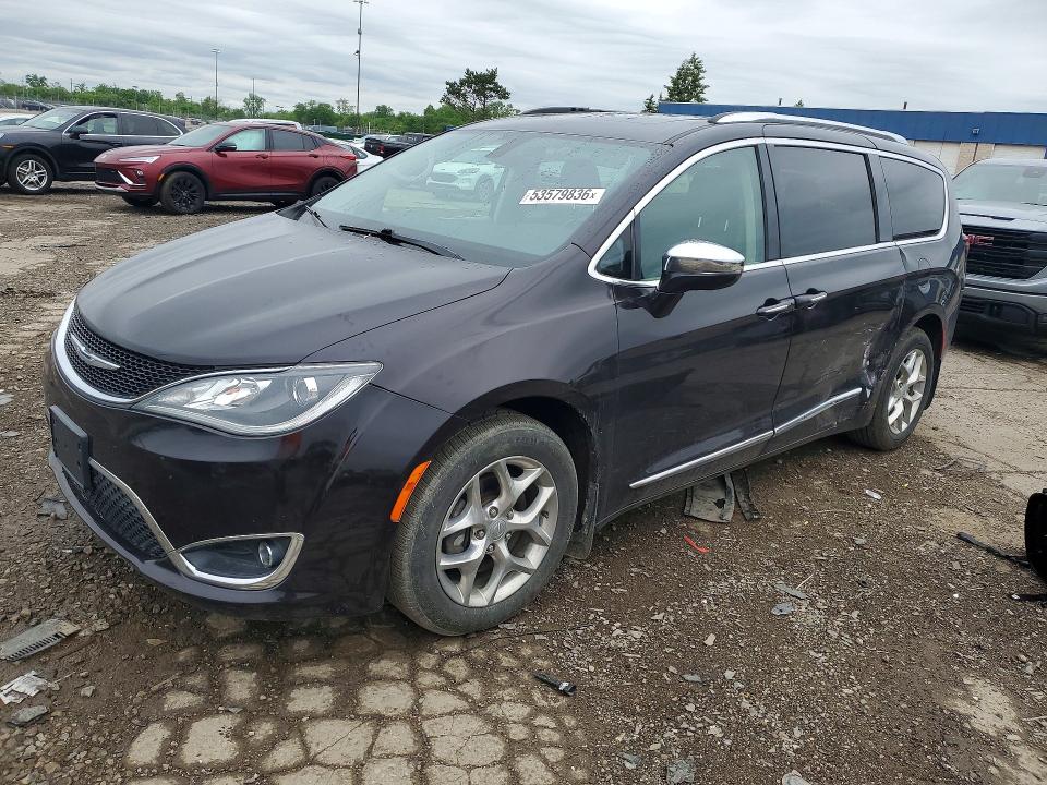 2018 CHRYSLER PACIFICA LIMITED - 1