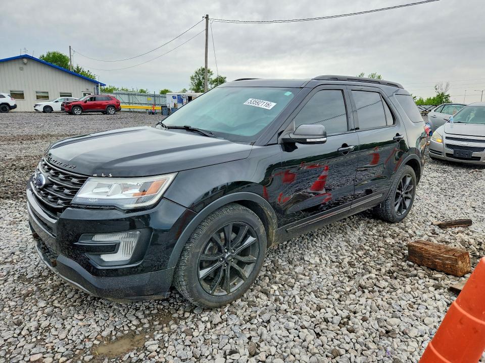 2017 FORD EXPLORER XLT - 1