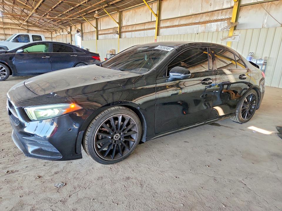 2019 MERCEDES-BENZ A 220 - 1