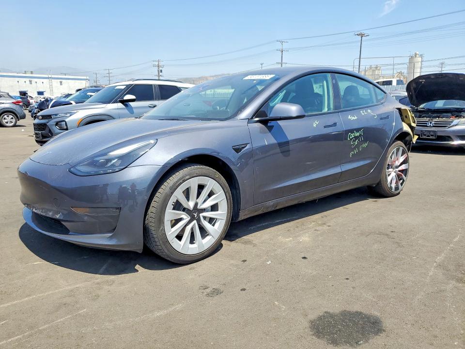 2022 TESLA MODEL 3 - 1