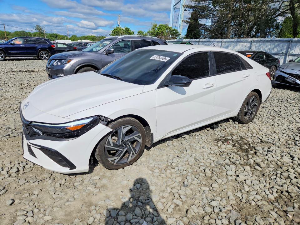 2025 HYUNDAI ELANTRA SEL SPORT - 1