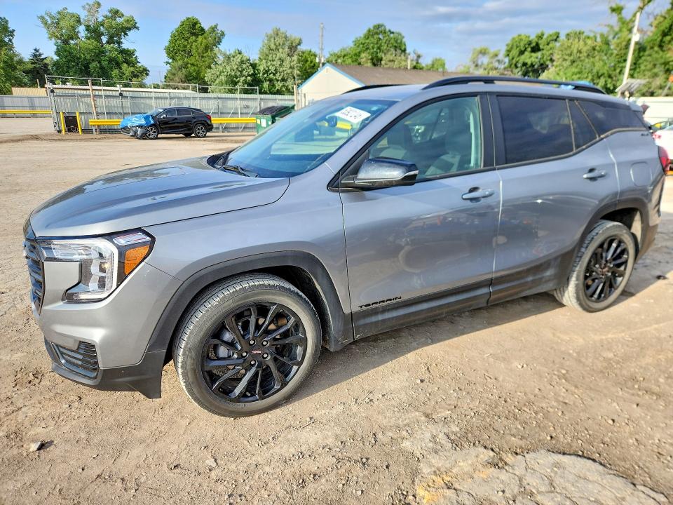 2024 GMC TERRAIN SLE - 1