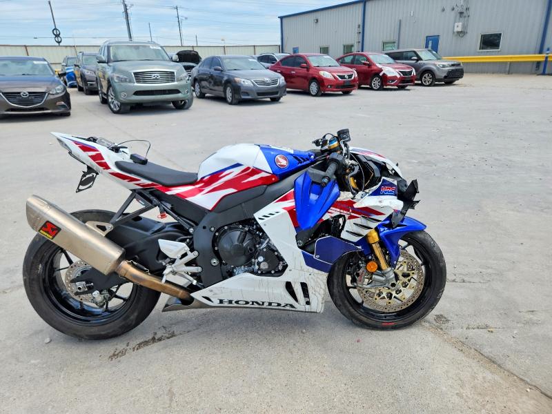2022 HONDA CBR1000 SP - 1