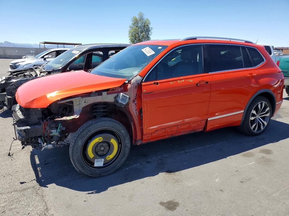 2018 VOLKSWAGEN TIGUAN SEL PREMIUM - 1