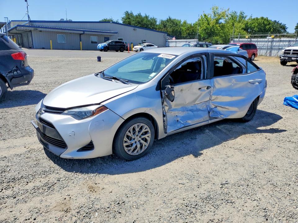 2019 TOYOTA COROLLA LE - 1
