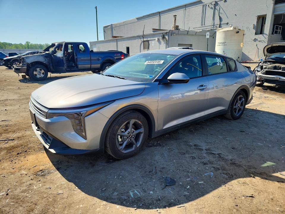 2025 KIA K4 LXS - 1