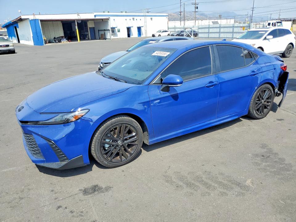 2025 TOYOTA CAMRY SE - 1