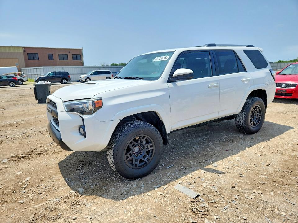 2016 TOYOTA 4RUNNER TRAIL - 1