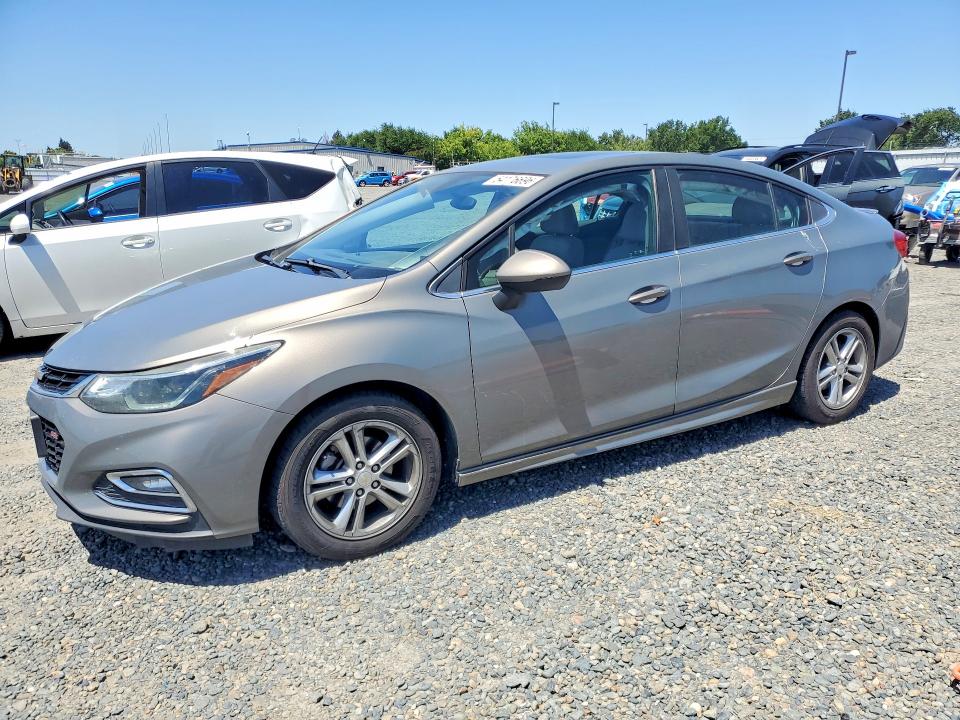 2017 CHEVROLET CRUZE LT - 1