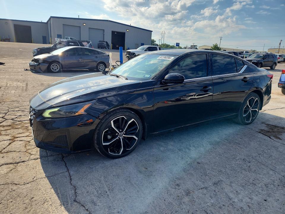2024 NISSAN ALTIMA SR - 1
