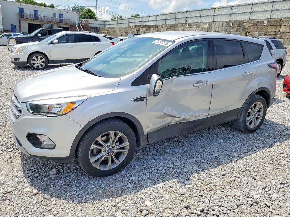 2017 FORD ESCAPE SE - 1