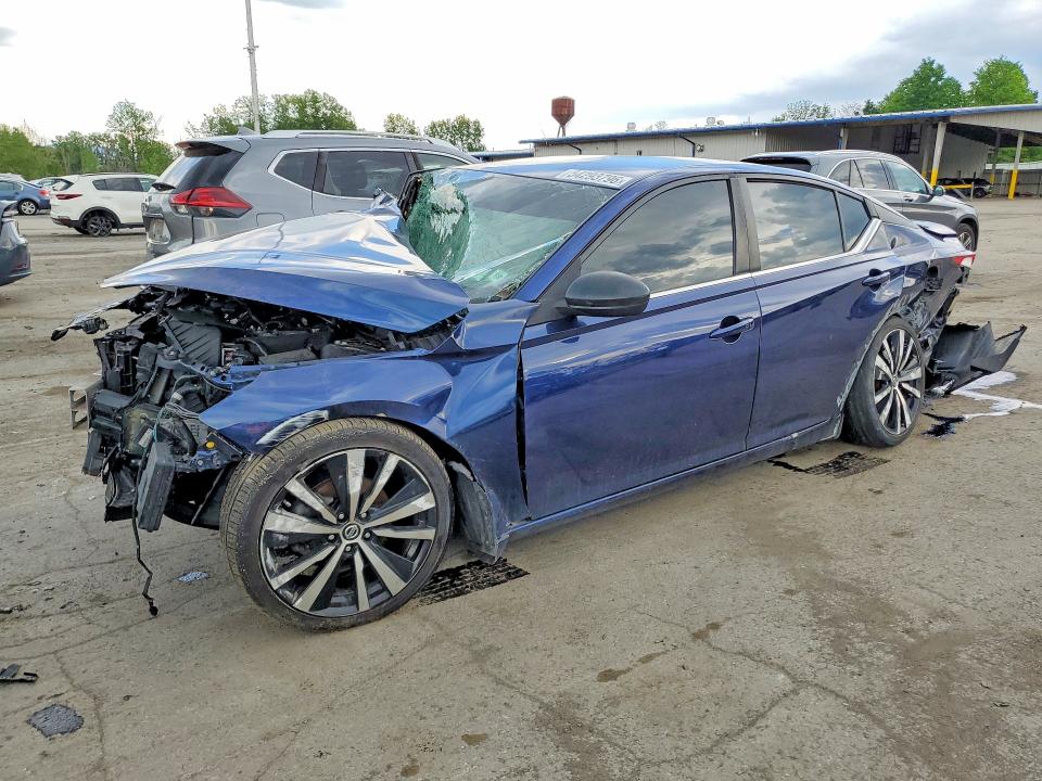 2021 NISSAN ALTIMA SR - 1