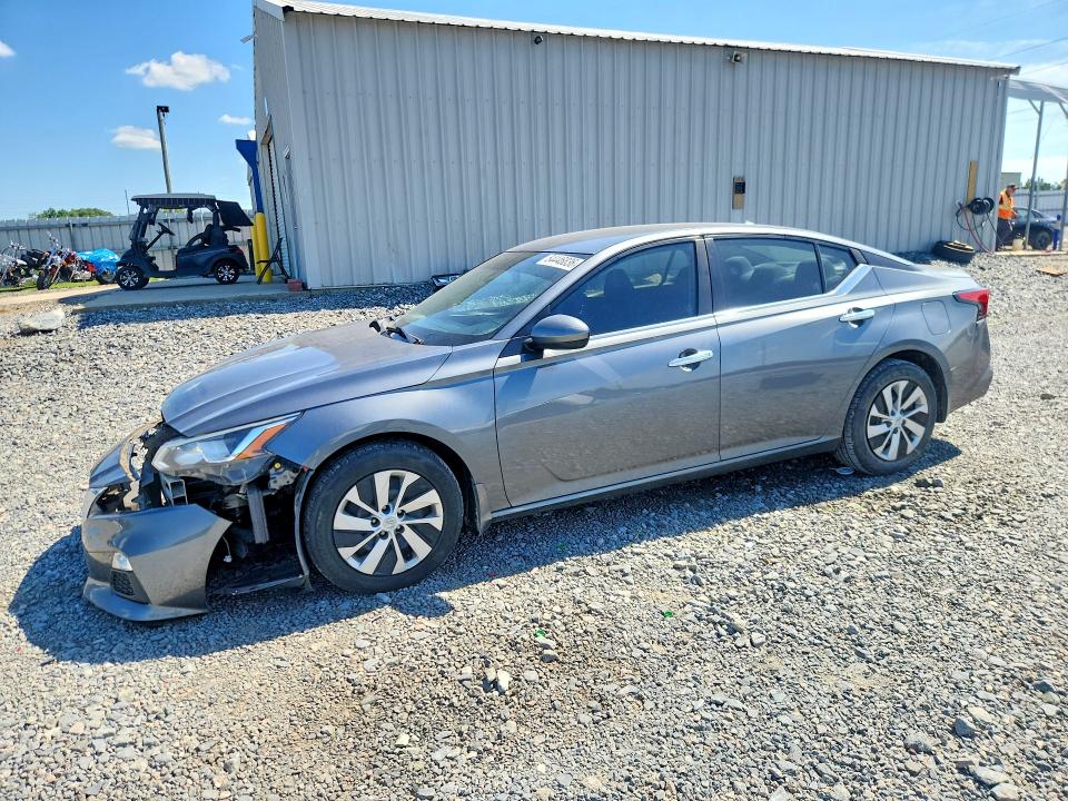 2019 NISSAN ALTIMA S - 1