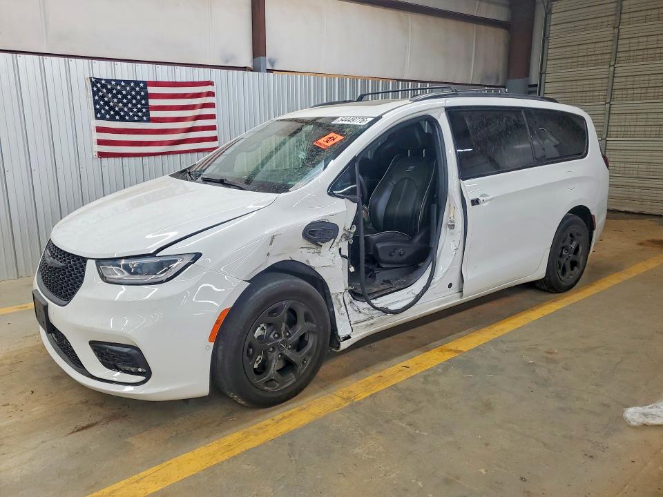 2021 CHRYSLER PACIFICA HYBRID LIMITED - 1