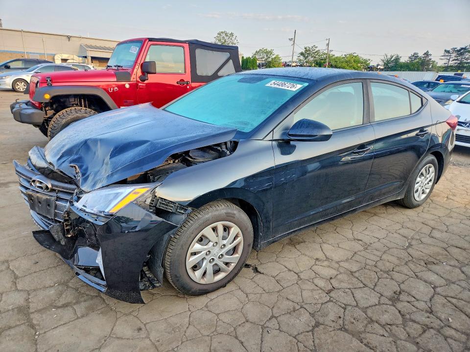 2019 HYUNDAI ELANTRA SE - 1
