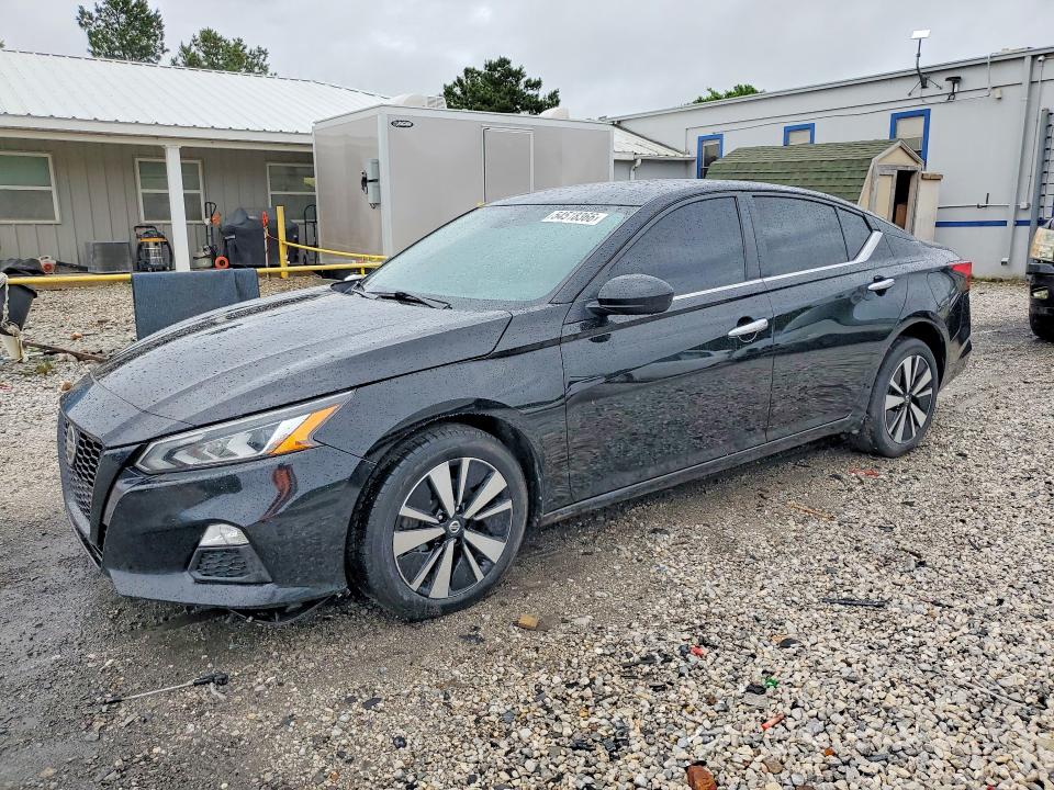 2021 NISSAN ALTIMA SV - 1
