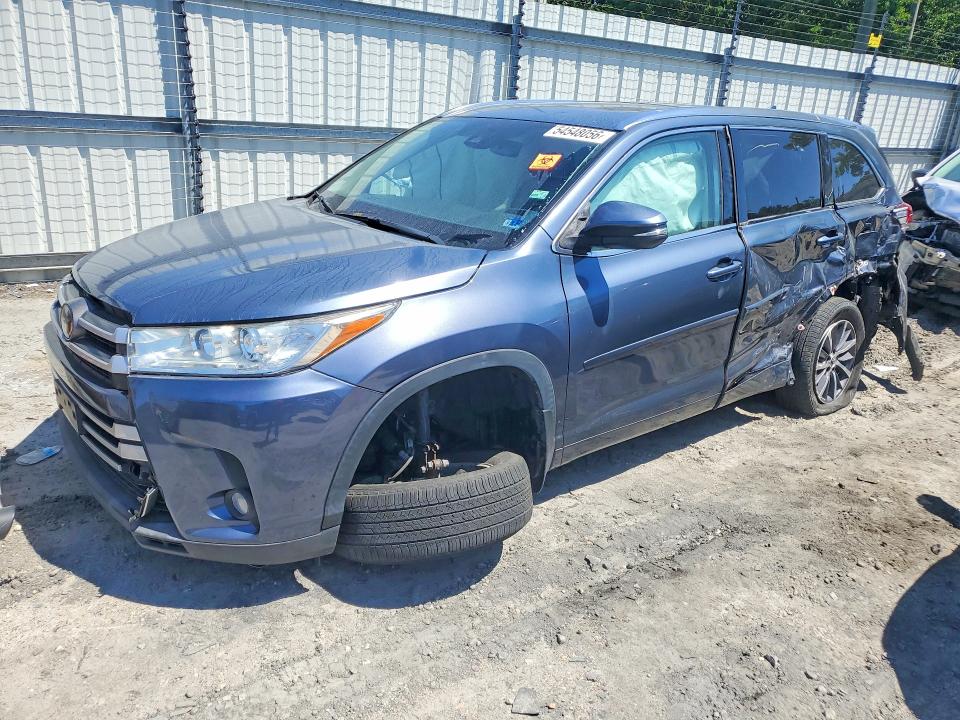 2018 TOYOTA HIGHLANDER XLE - 1