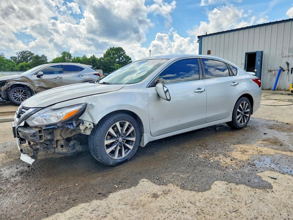 2017 NISSAN ALTIMA 2.5 SV - 1