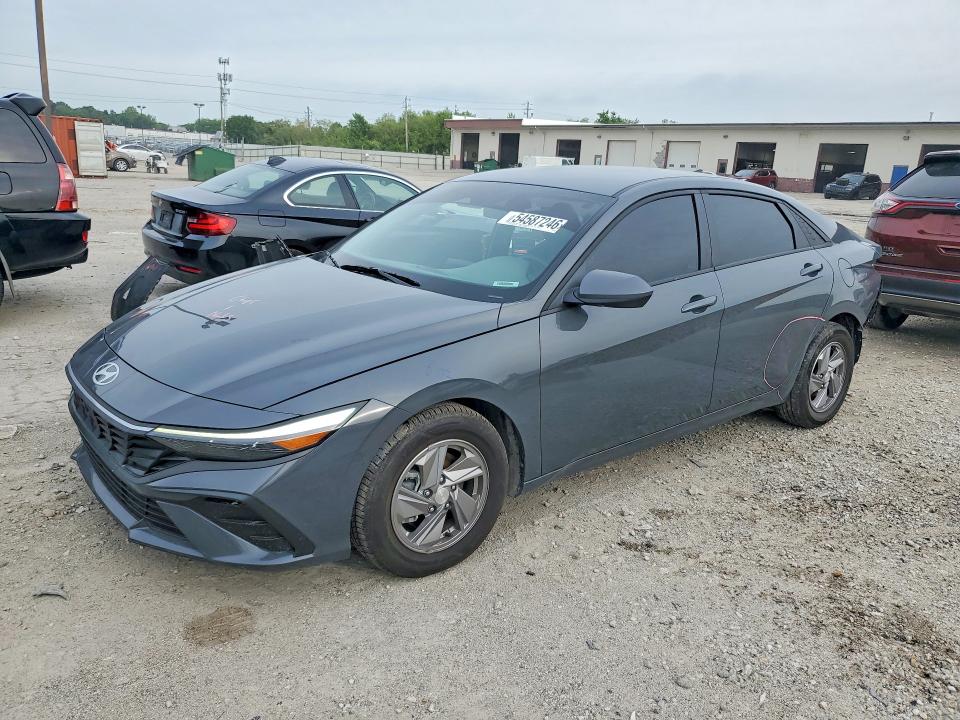 2025 HYUNDAI ELANTRA SE - 1