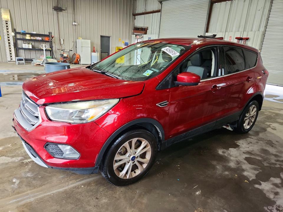 2019 FORD ESCAPE SE - 1