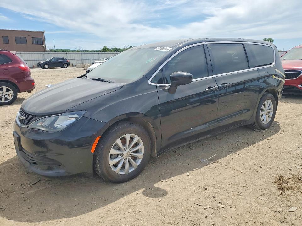 2017 CHRYSLER PACIFICA TOURING - 1