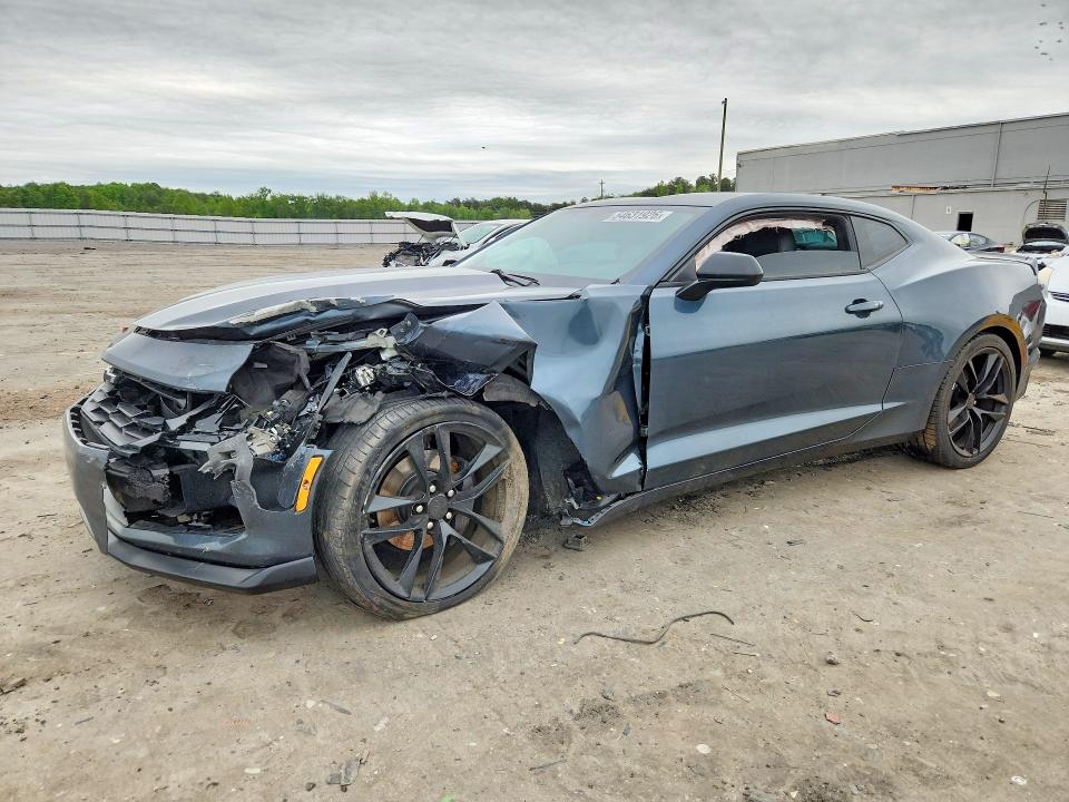2019 CHEVROLET CAMARO LT - 1