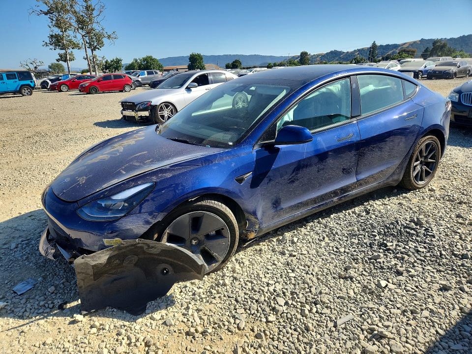 2022 TESLA MODEL 3 - 1