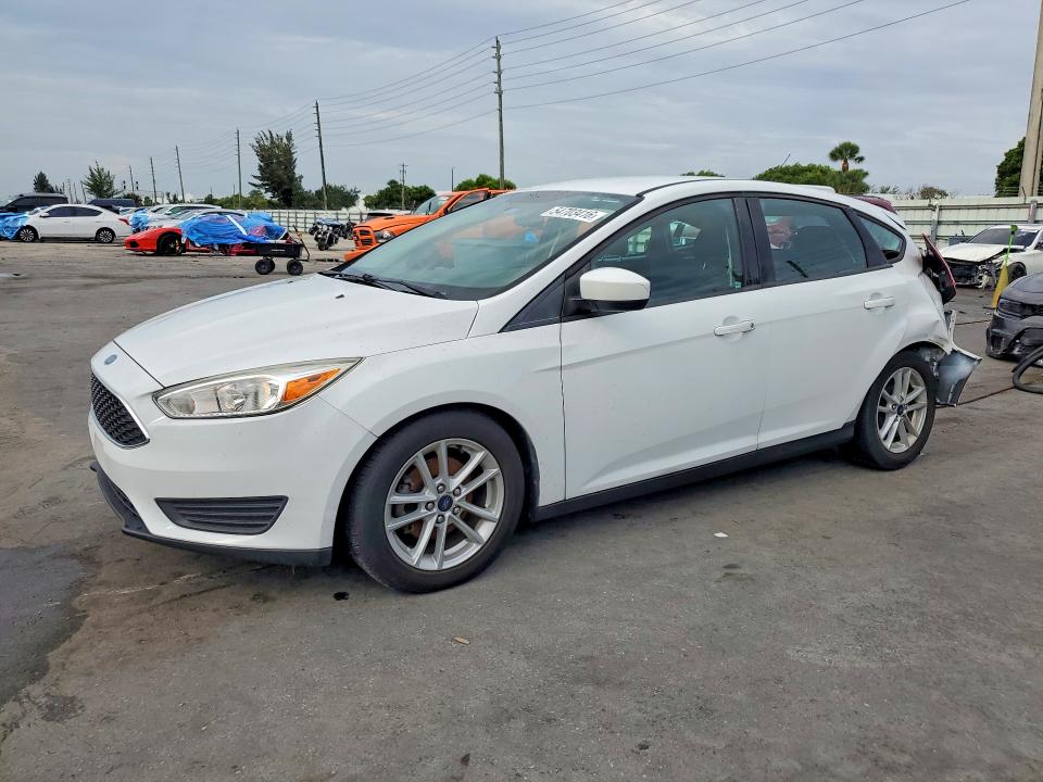 2018 FORD FOCUS SE - 1