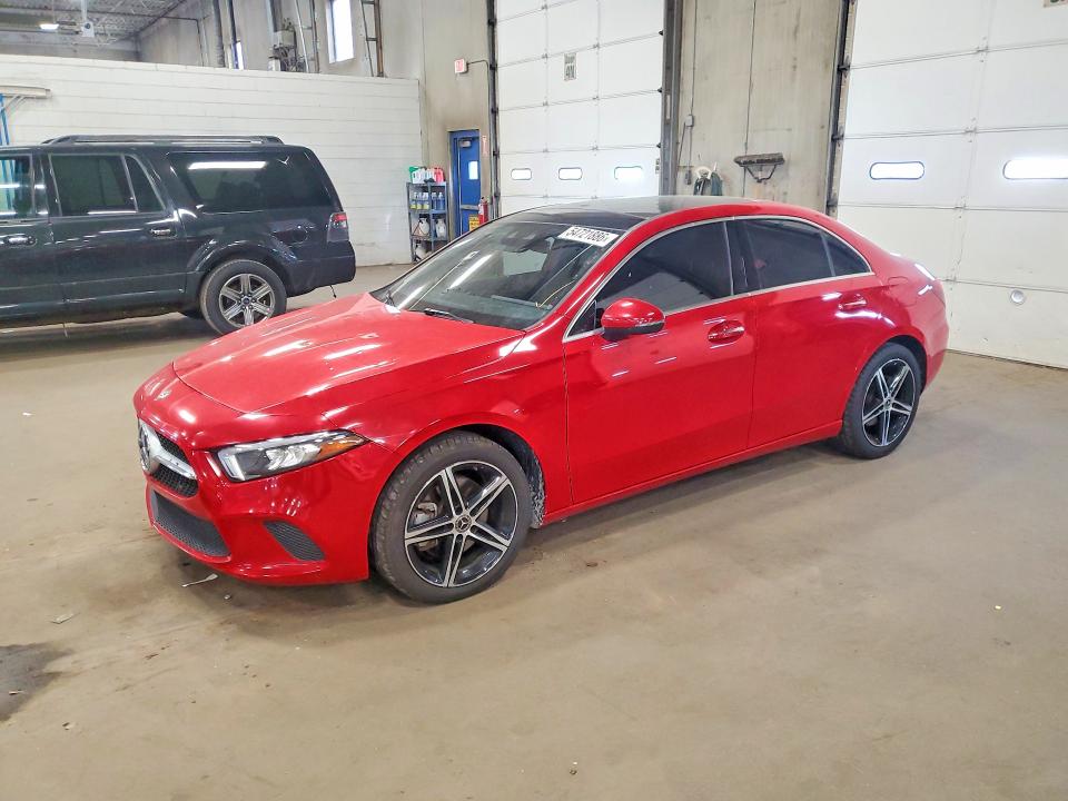 2019 MERCEDES-BENZ A 220 4MATIC - 1