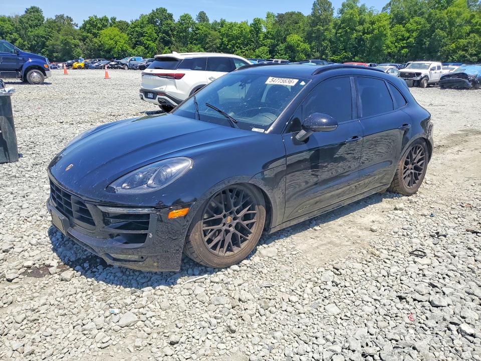 2018 PORSCHE MACAN GTS - 1