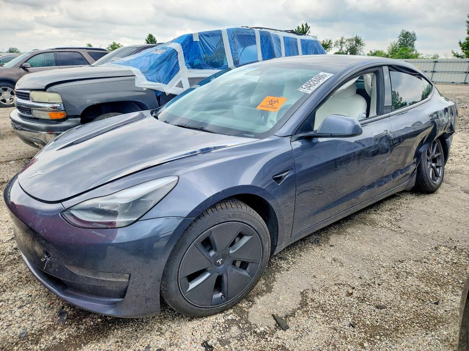 2022 TESLA MODEL 3 - 1