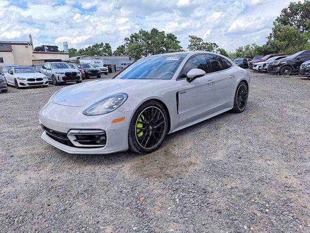 2023 PORSCHE PANAMERA - 1